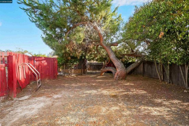 1193 Almendra Court, Concord, CA 94518