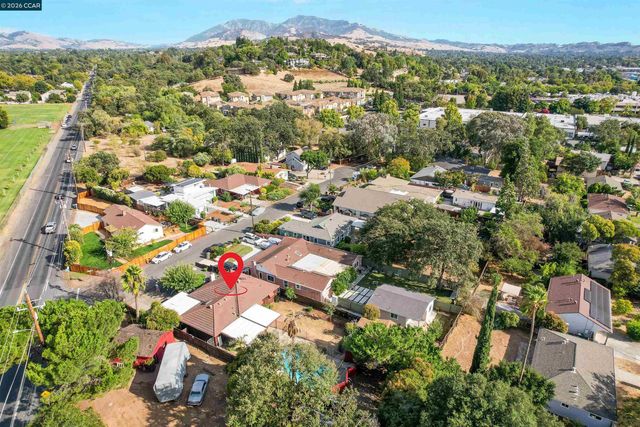 1193 Almendra Court, Concord, CA 94518