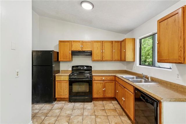 731 Hairston Crossing Trail, Stone Mountain, GA 30083