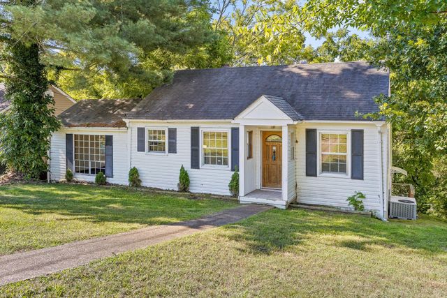 3818 Kingwood Circle, Chattanooga, TN 37412