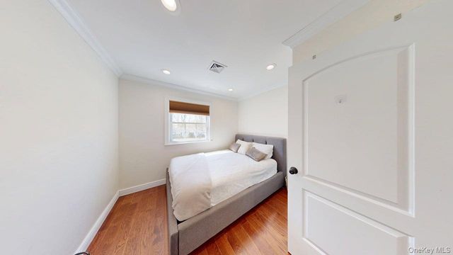 17 Felway Drive, Coram, NY 11727