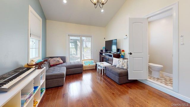 17 Felway Drive, Coram, NY 11727