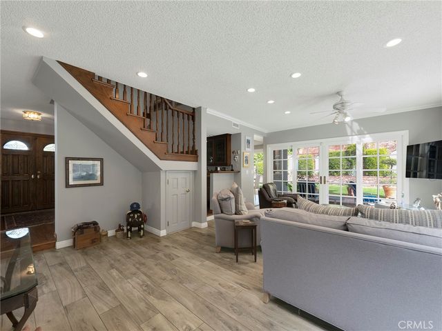 4524 Deanwood, Woodland Hills, CA 91364