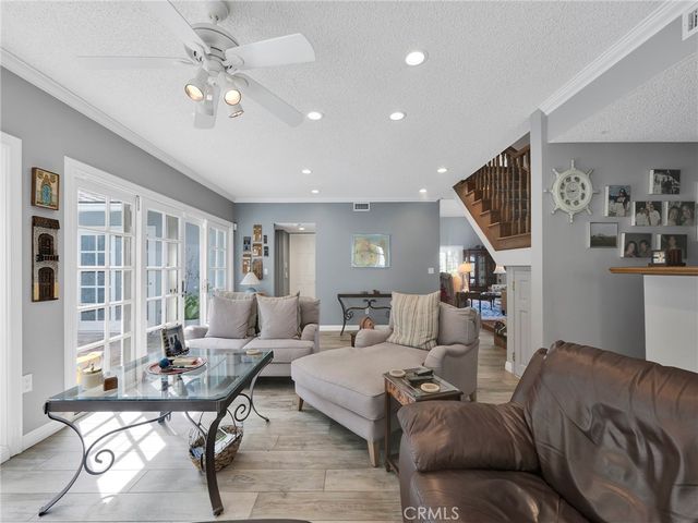 4524 Deanwood, Woodland Hills, CA 91364