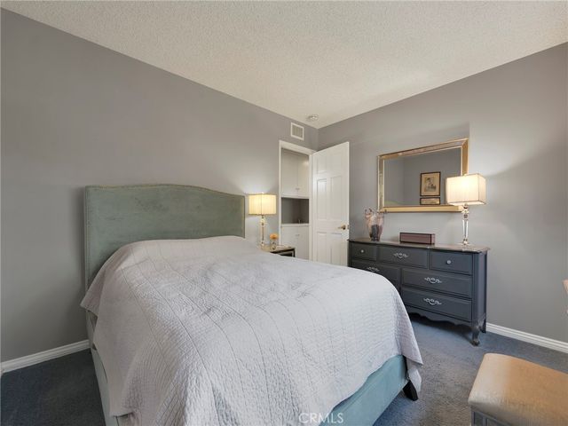 4524 Deanwood, Woodland Hills, CA 91364