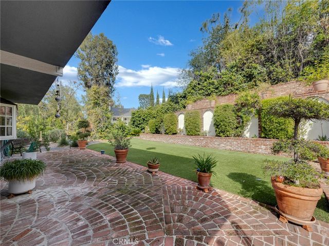 4524 Deanwood, Woodland Hills, CA 91364