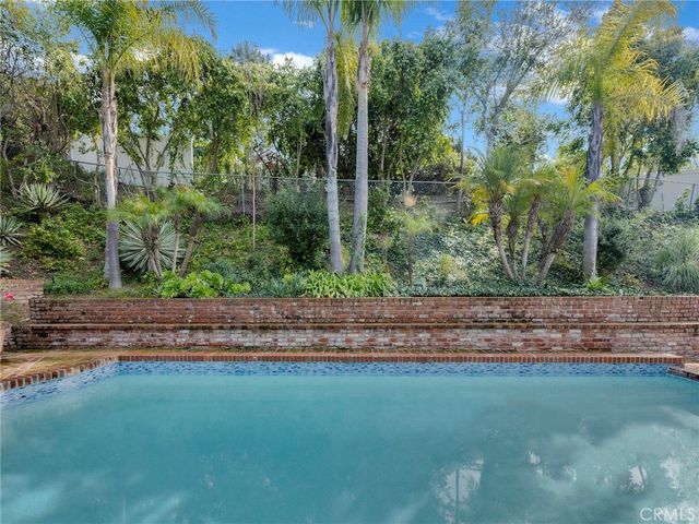 4524 Deanwood, Woodland Hills, CA 91364