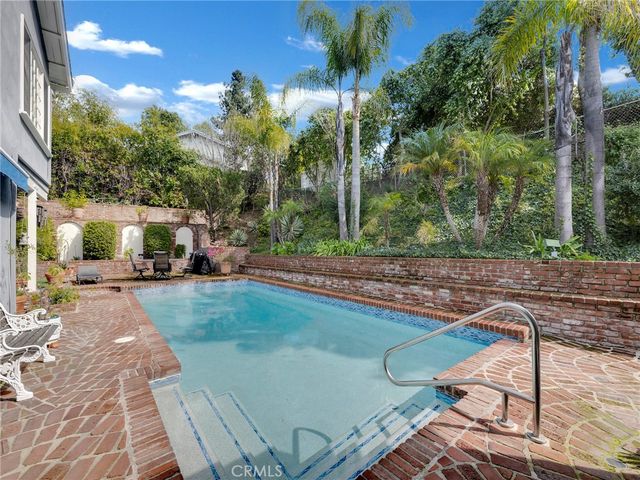 4524 Deanwood, Woodland Hills, CA 91364