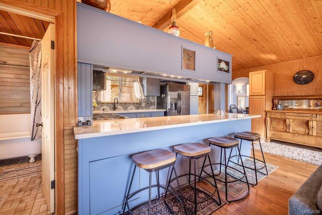 1179 Ridge Road, Fawnskin, CA 92333