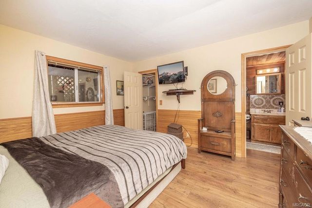 1179 Ridge Road, Fawnskin, CA 92333