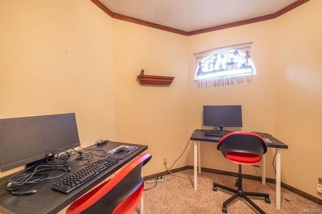 1179 Ridge Road, Fawnskin, CA 92333