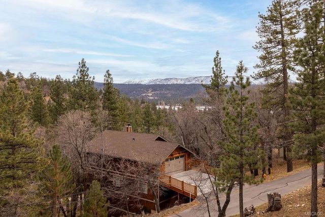 1179 Ridge Road, Fawnskin, CA 92333