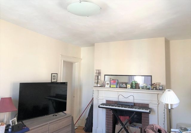 120 Glenville Ave. 9, Boston, MA 02134