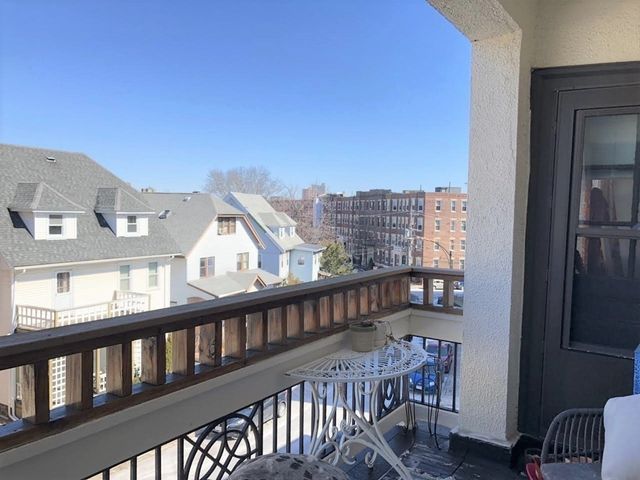 120 Glenville Ave. 9, Boston, MA 02134