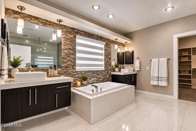 1259 DESERT MIRAGE Place, El Paso, TX 79912