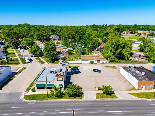 26080 Grand River Avenue, Redford Twp, MI 48240