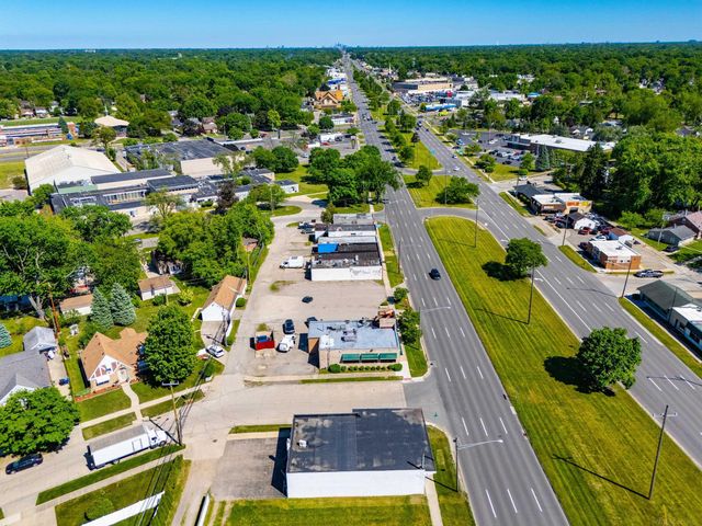 26080 Grand River Avenue, Redford Twp, MI 48240