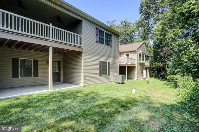 625 SHOOK CT W, Greencastle, PA 17225