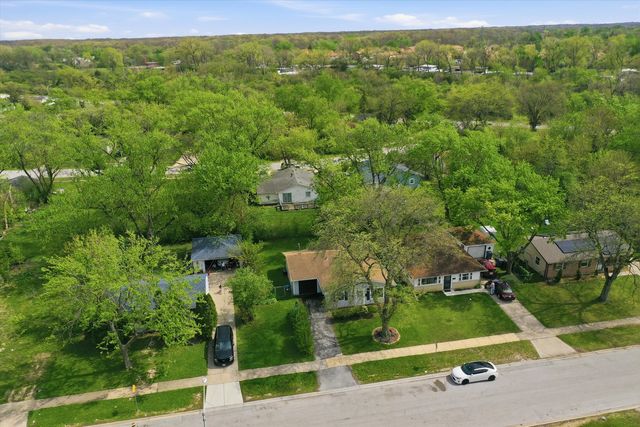 612 Brookline Avenue, Chicago Heights, IL 60411