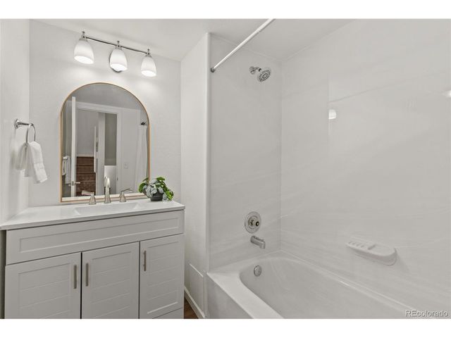 3119 Bell Dr, Boulder, CO 80301