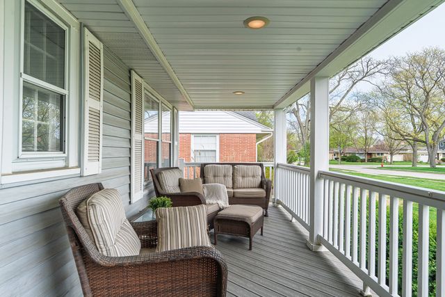 534 Cumnor Court, Deerfield, IL 60015