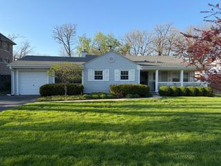 534 Cumnor Court, Deerfield, IL 60015
