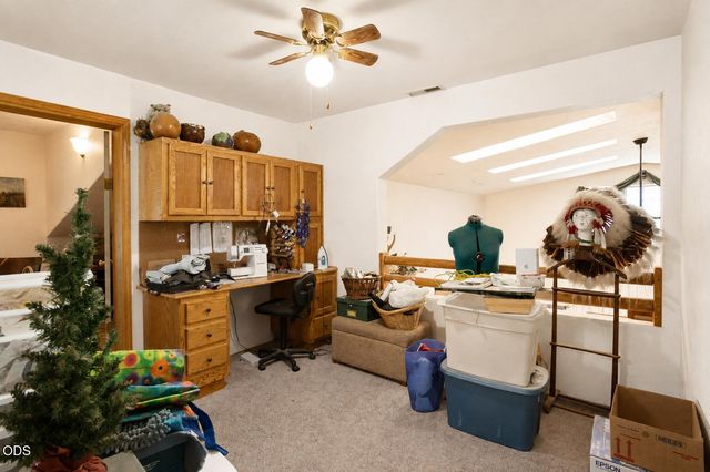1160 Crow Road, Merlin, OR 97532