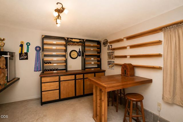 1160 Crow Road, Merlin, OR 97532
