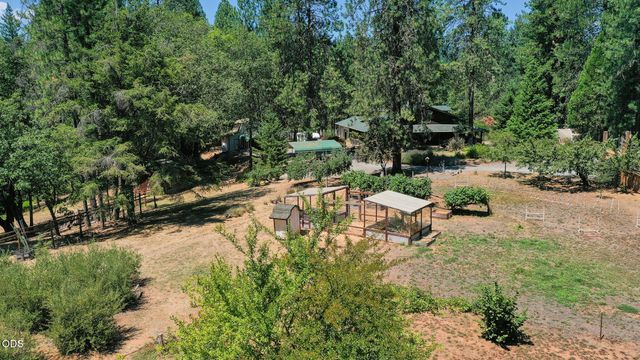 1160 Crow Road, Merlin, OR 97532