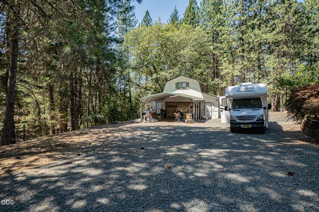 1160 Crow Road, Merlin, OR 97532