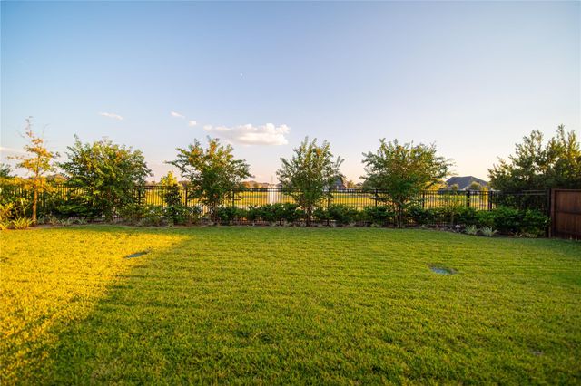 6919 Shoreline View Drive, Katy, TX 77493