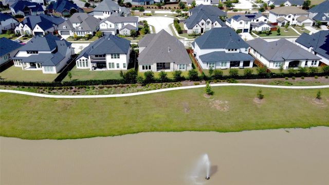 6919 Shoreline View Drive, Katy, TX 77493