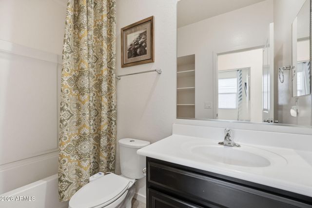 7216 E BOBWHITE Court, San Tan Valley, AZ 85143