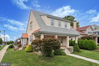 1102 FAYETTE STREET, Conshohocken, PA 19428