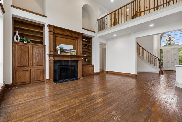 631 Lakeridge Drive, Fairview, TX 75069
