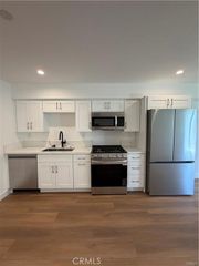 14165 Erwin Street A, Valley Glen, CA 91401