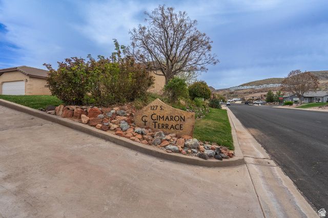 2163 W 127 S, Hurricane, UT 84737
