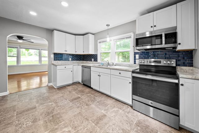 120 Circle Hill Dr, Clarksville, TN 37042