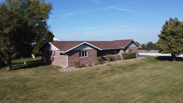 358 E State Route 116, Ashkum, IL 60911