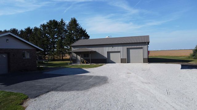 358 E State Route 116, Ashkum, IL 60911