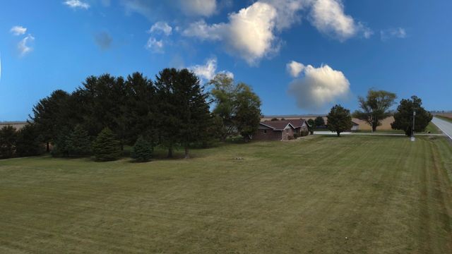 358 E State Route 116, Ashkum, IL 60911