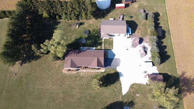 358 E State Route 116, Ashkum, IL 60911