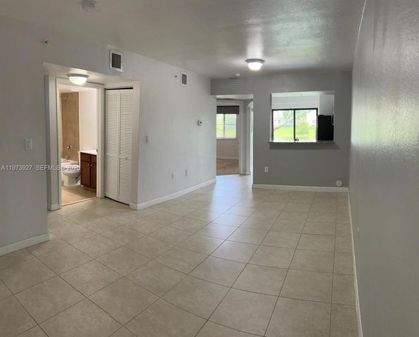 22311 SW 88th Pl 104-4, Cutler Bay, FL 33190