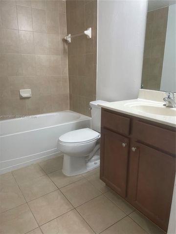 22311 SW 88th Pl 104-4, Cutler Bay, FL 33190