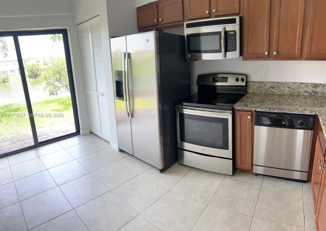 22311 SW 88th Pl 104-4, Cutler Bay, FL 33190