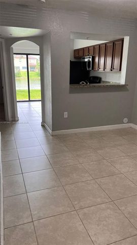 22311 SW 88th Pl 104-4, Cutler Bay, FL 33190