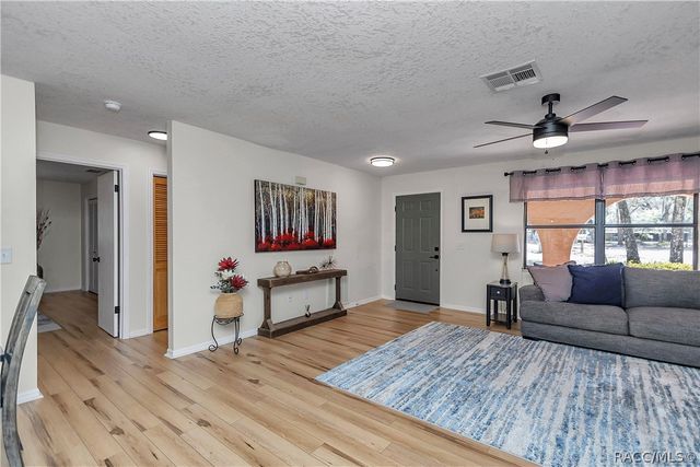 8497 E Henderson Trail, Inverness, FL 34450