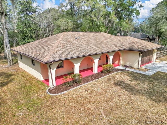 8497 E Henderson Trail, Inverness, FL 34450