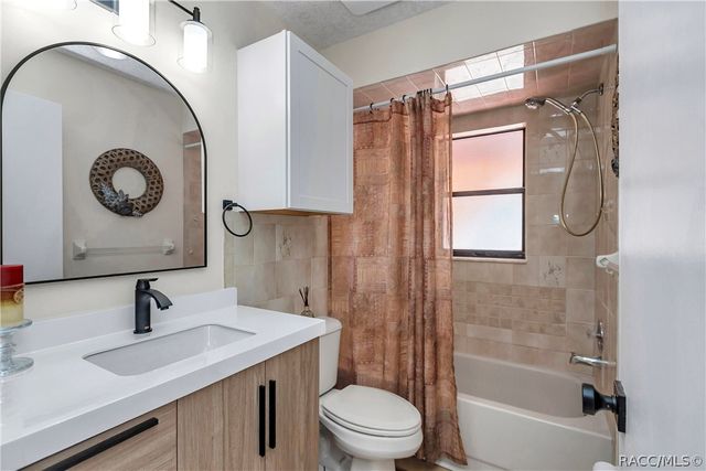 8497 E Henderson Trail, Inverness, FL 34450