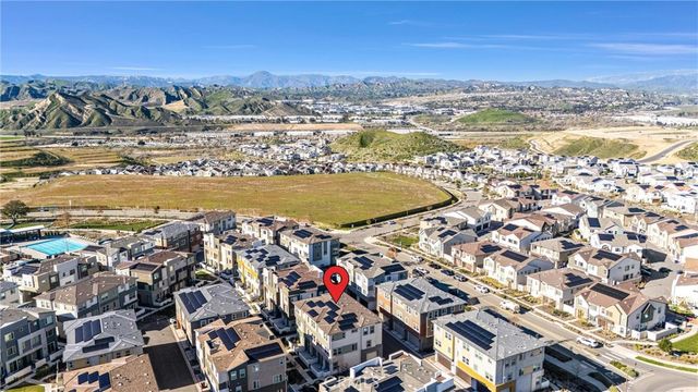 27120 Valley Oak Place, Valencia, CA 91381